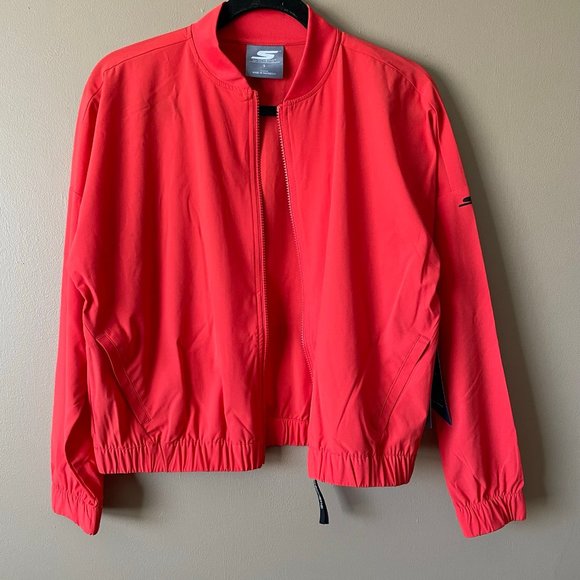 Skechers Explore Bomber Jacket in Red - Picture 10 of 12